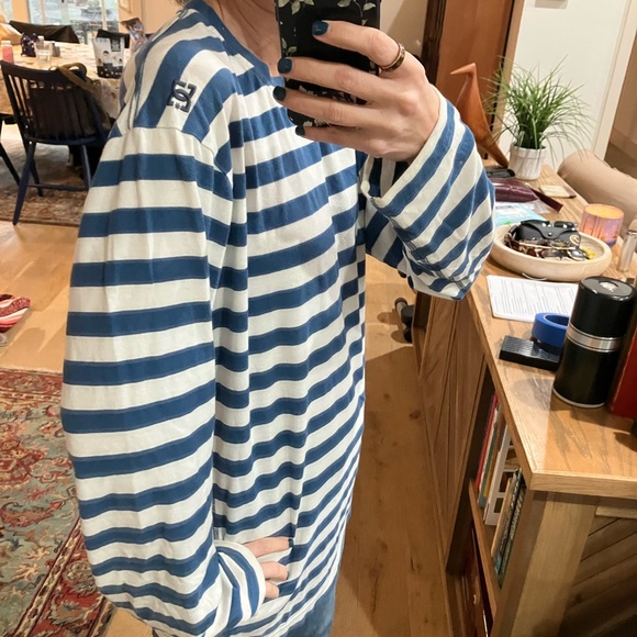 DC long sleeve stripe tee medium - Picture 2 of 4